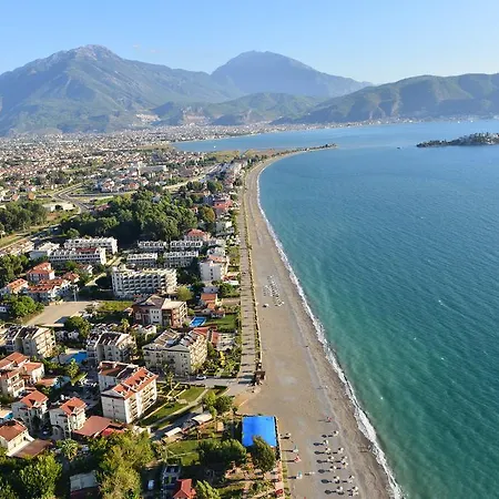 Ξενοδοχείο Makri Calis